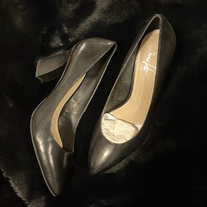Black leather chunky heels - size 9M